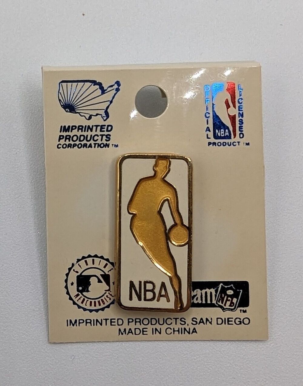 VTG Official 1996 NBA Logo Pin Gold Tone Basketball Player Silhouette Nostalgia